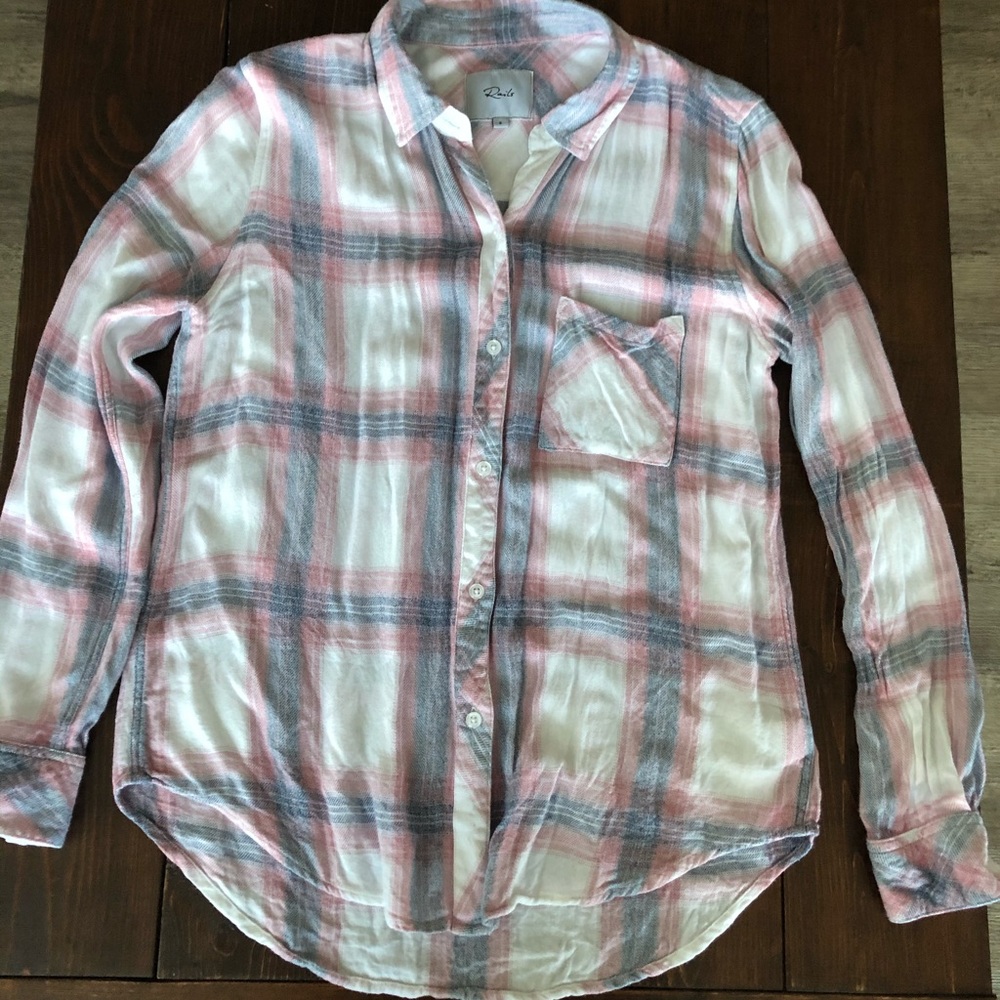Rails button down